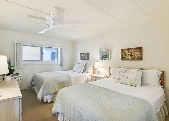 Holiday home Oceanfront First-floor Beachfront Views *