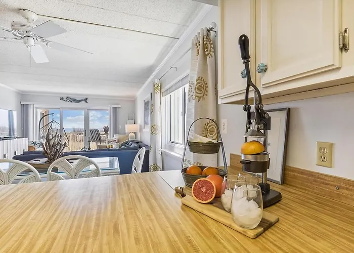 Oceanfront First-floor Beachfront Views * Ocean City
