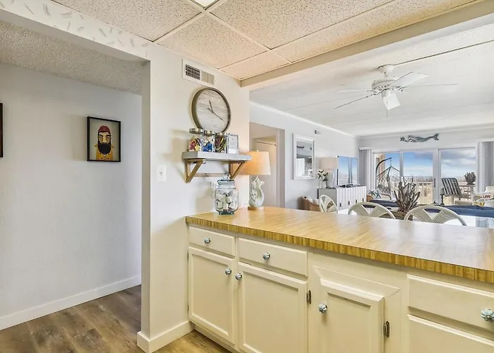 Holiday home Oceanfront First-floor Beachfront Views *