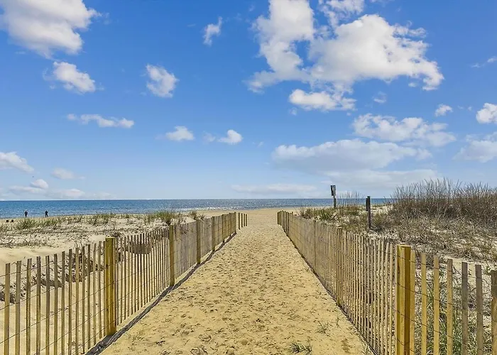 Holiday home Oceanfront First-floor Beachfront Views *